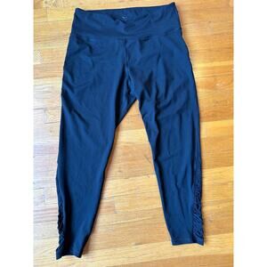 Old Navy Active Capri Length Pants - BLACK - XL